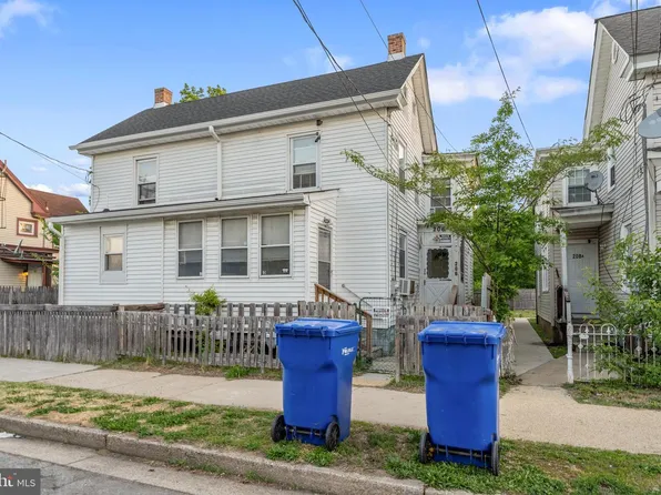 206 E Oak St #E, Millville, NJ 08332