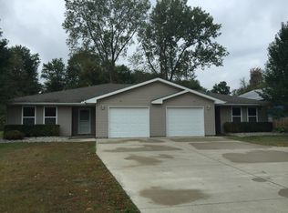 8115 Kimball Dr, Lakeport, MI 48059