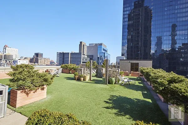 Rented by Halstead Real Estate | media 18