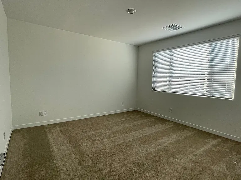 1641 W La Mirada Dr — Photo 7