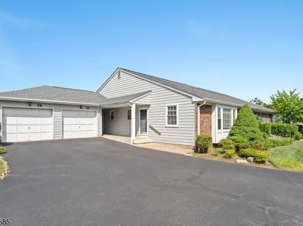 6 Lynn Ct, Florham Park Boro, NJ 07932