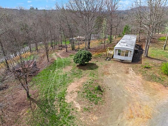 3rd image of 323 Snow Hill Church Rd