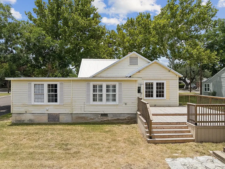 207 S Porter St — Photo 9
