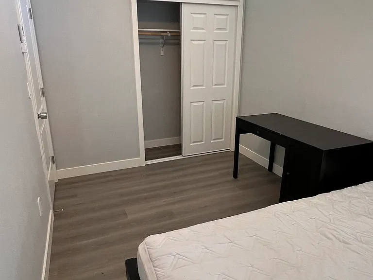 742 Lakebird Dr — Photo 18