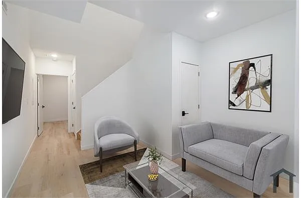 Photo 2 of 6 - 2722 N Hope St #C - Philadelphia, PA Building Photo - 2722 N Hope St #C