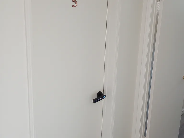 De La Valle Dr — Photo 10
