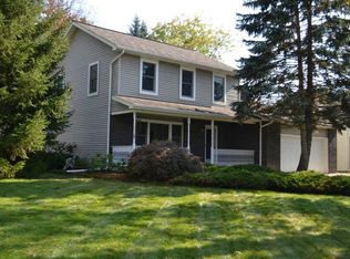 499 W Dawn Dr, Freeland, MI