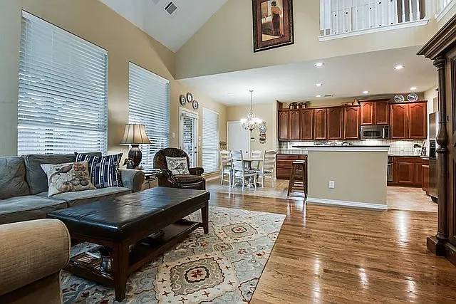 2056 Barret Dr — Photo 10