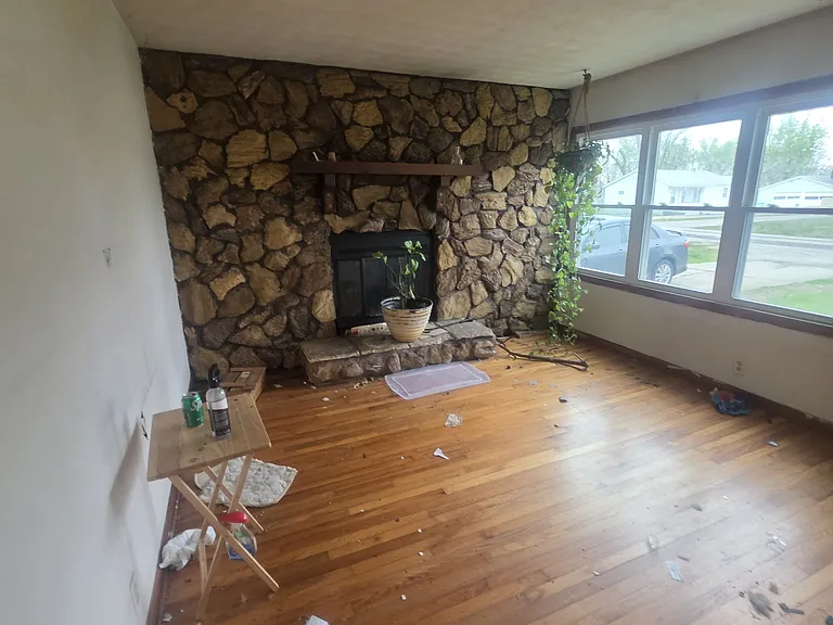 1828 W Leafland Ave — Photo 16