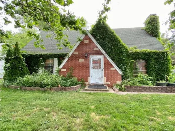 309 Walnut St, Polk City, IA 50226