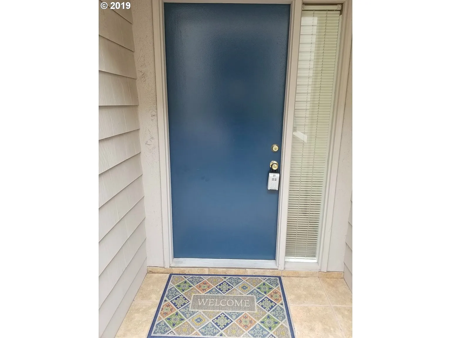 219 Cervantes photo 1