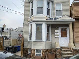 38 Delancy St, Newark, NJ 07105