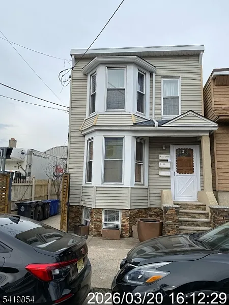 38 Delancy St photo 1