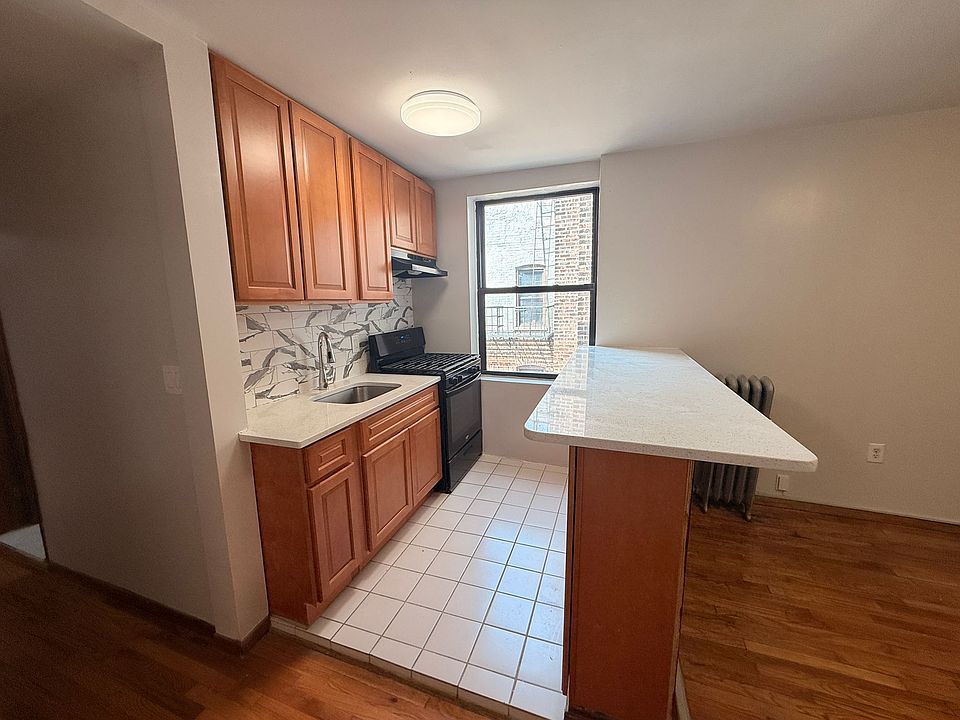 1st image of 6611 Park Ave #54E