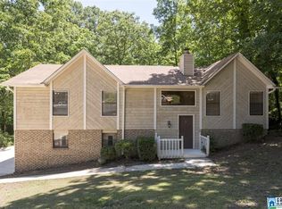 2028 Diane Ln, Alabaster, AL 35007