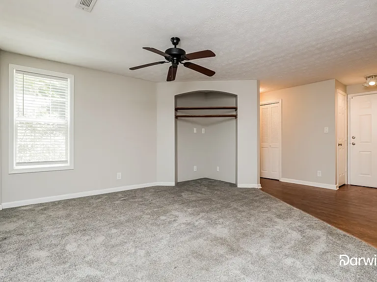 169 Hayes Cir — Photo 9
