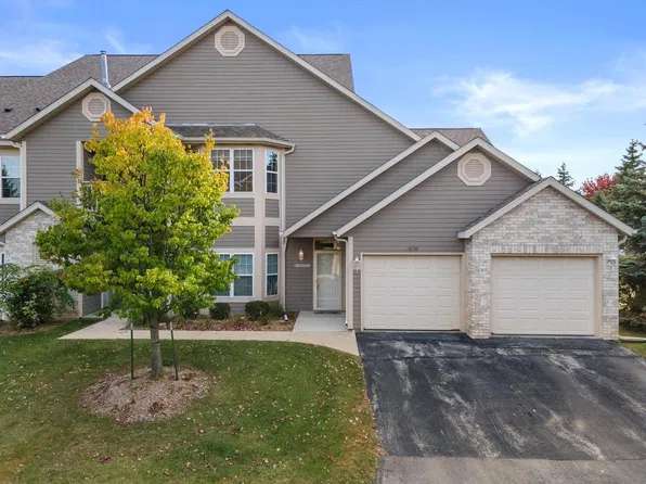 W159N4876 Graysland DRIVE, Menomonee Falls, WI 53051