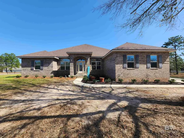 32884 N Pickens Ave, Lillian, AL 36549