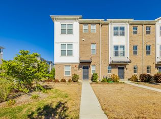 1050 E Oakton St, Des Plaines, IL 60018