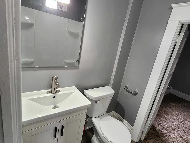 520 Sherman St #2 — Photo 6
