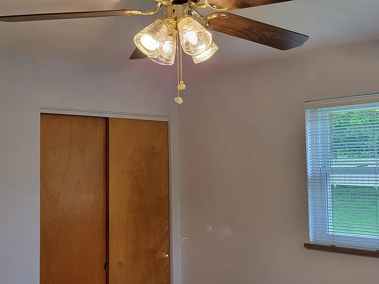 1089 Rosetree Ln — Photo 8