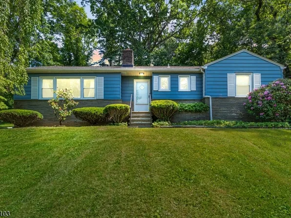 455 Meyersville Rd, Long Hill Twp., NJ 07933