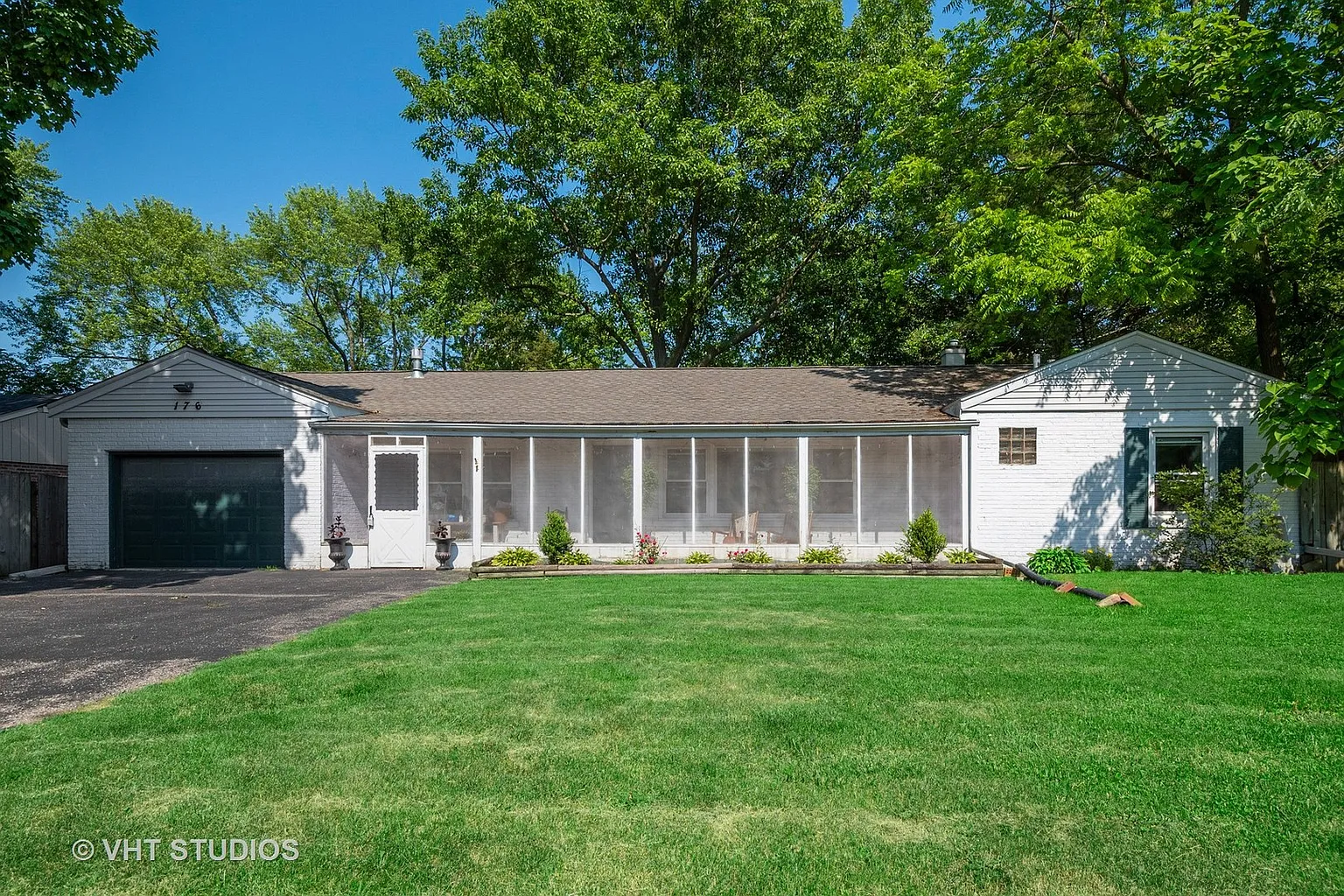 176 N Pleasant Rd photo 1