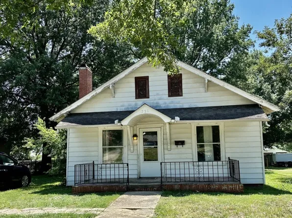 236 S Adair St, Vinita, OK 74301