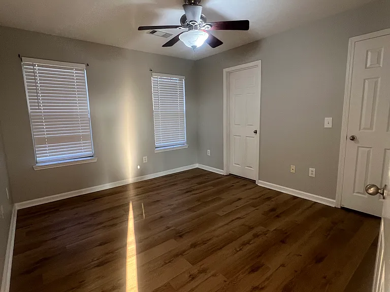 225 Shiloh Dr — Photo 6