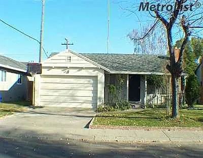 5637 49th St photo 1