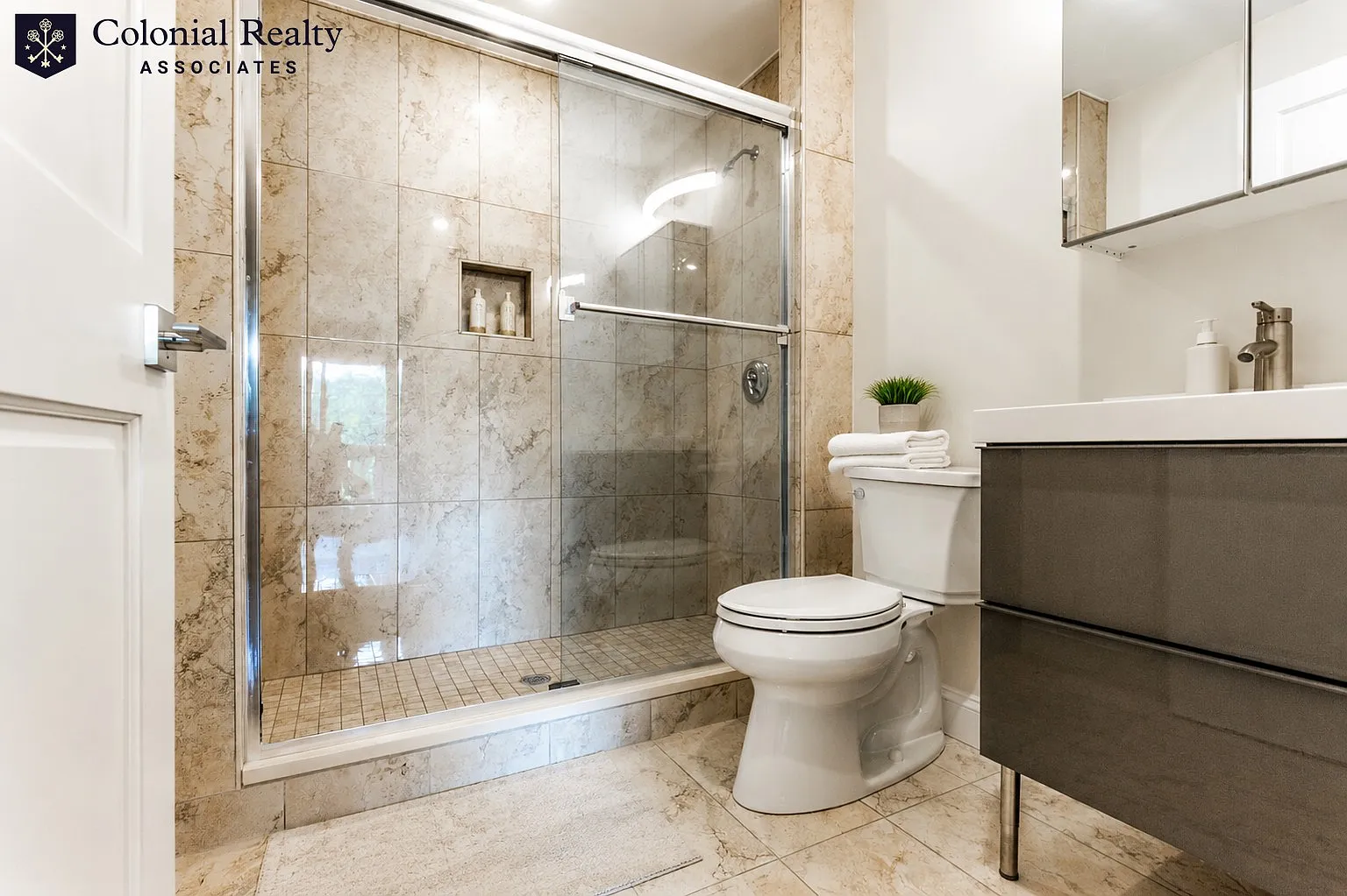 1034 Commonwealth Ave — Photo 2