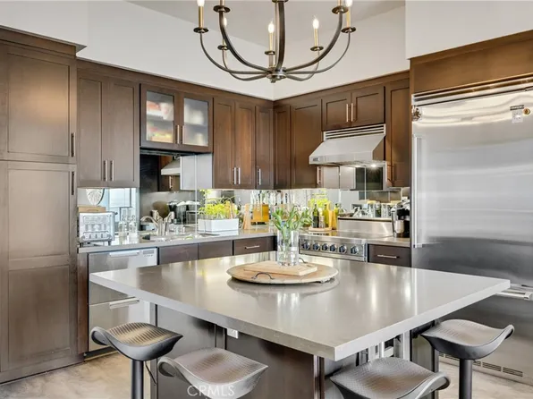 388 E Ocean Blvd Unit P8, Long Beach, CA 90802