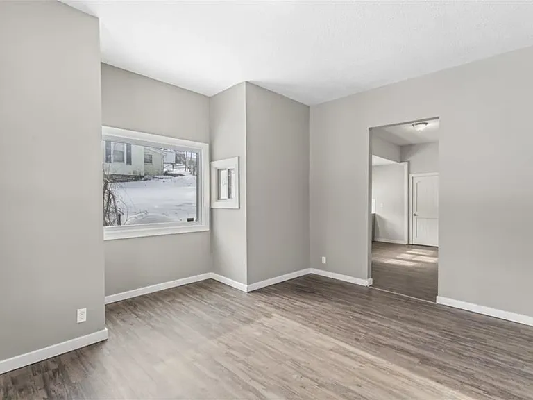 314 Grand Ave — Photo 7