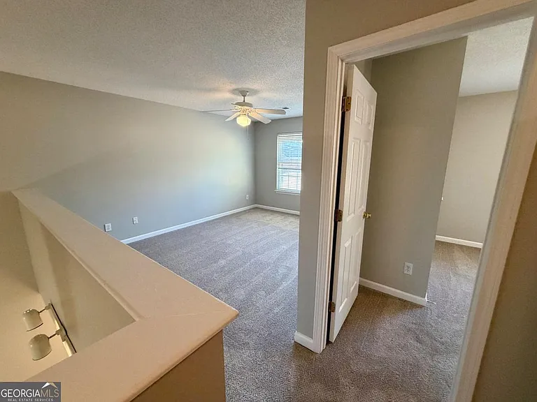 15 Lakeside Cir — Photo 12