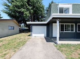 519 Cinderella Loop, Eugene, OR 97404