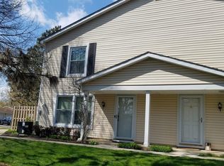 1179 E Greenbriar Ln #D, Palatine, IL 60074