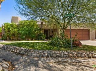 3595 Ridgeview Cir, Palm Springs, CA 92264