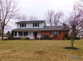 245 Briarcliff Dr, Napoleon, OH 43545