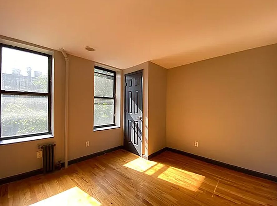 2nd image of 516 E 5th St APT 12