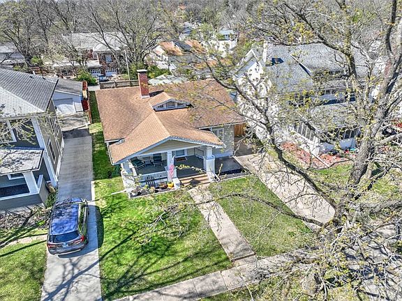 3rd image of 145 N Taylor Ave