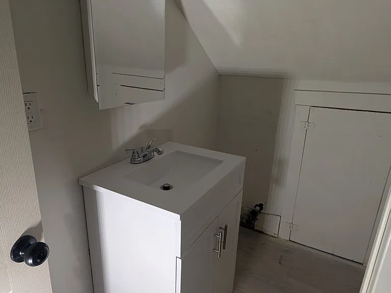 18 Kernick St #2 — Photo 7