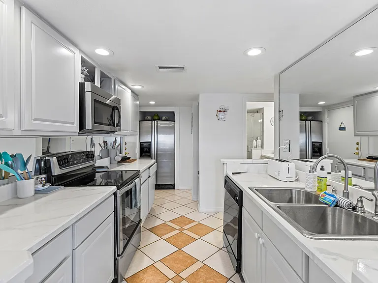 7870 A1a St #115 — Photo 6