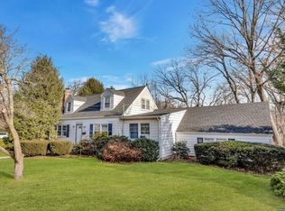 247 Webb Ave, River Edge, NJ 07661