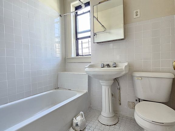 5th image of 8609 Bay 16 St #C2