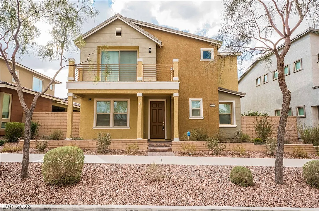 4 bed, 3.0 bath, 2384 sqft, $2,600 — Photo 1
