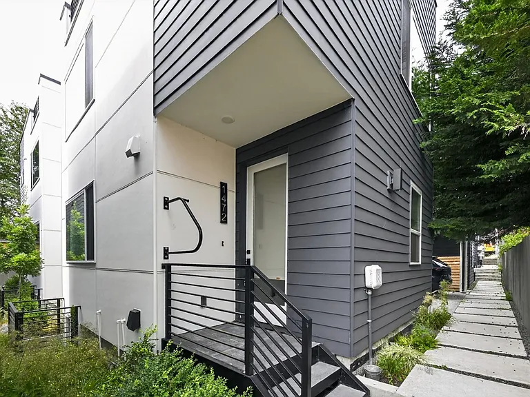 1472 21st Ave — Photo 3