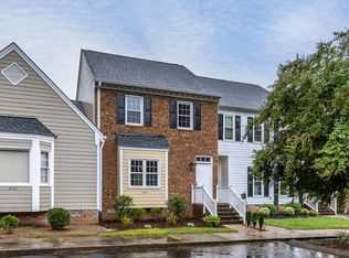 8448 Wycombe Ln, Raleigh, NC 27615