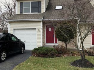 2 Maria Ct, Holmdel, NJ 07733