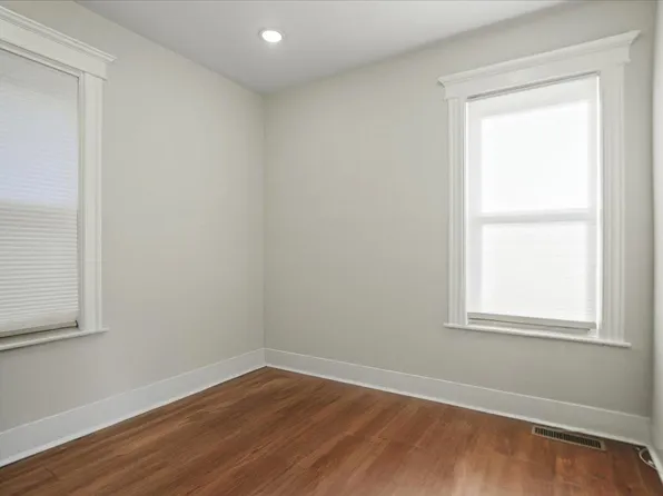 244 Clinton Avenue image 13 of 37