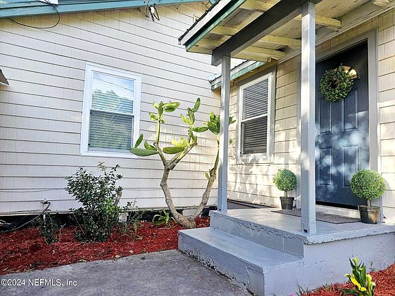 3rd image of 3477 LOWELL Avenue